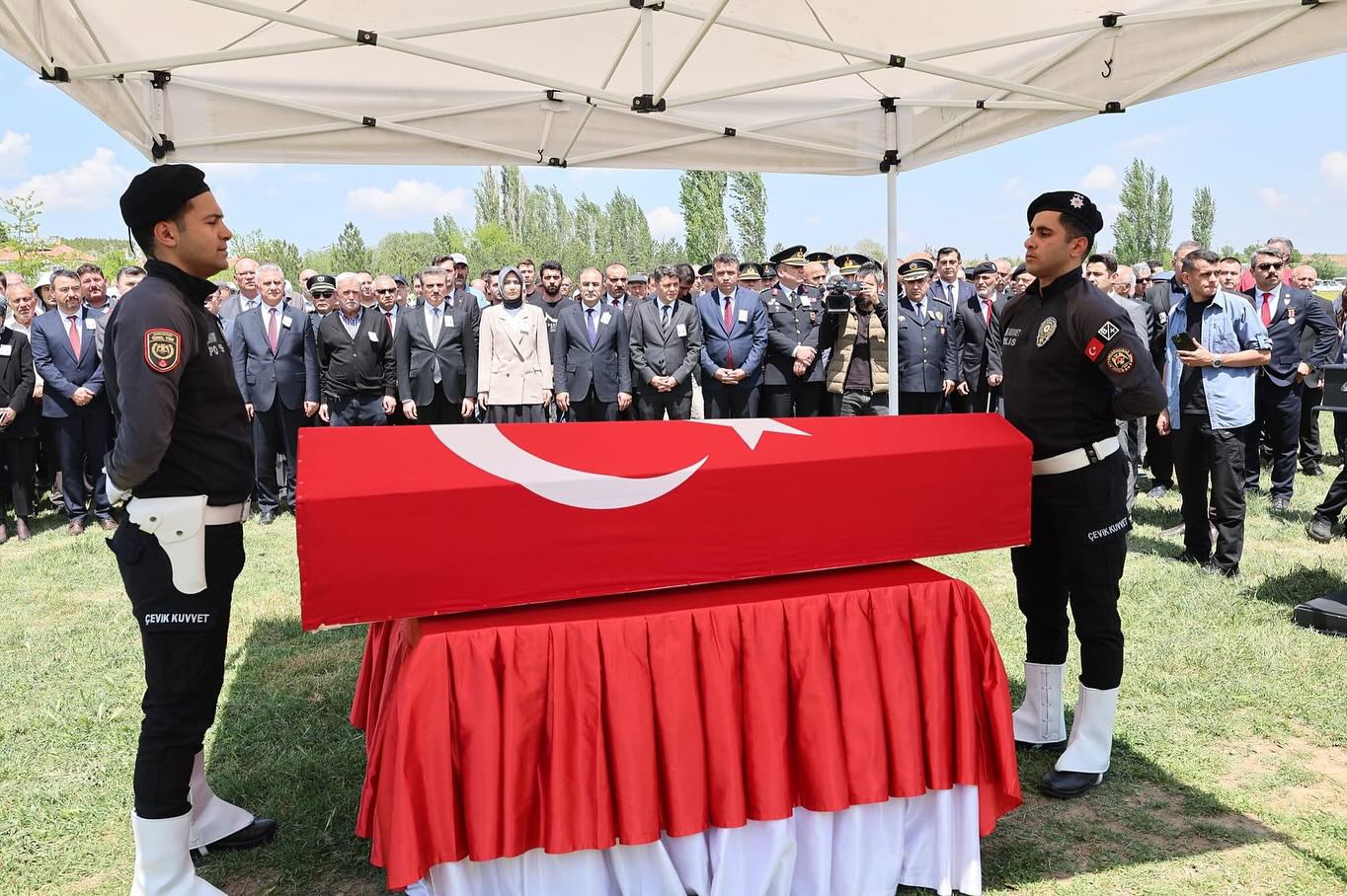 Görevi Başındayken Şehit Düşen Polis Memuru Yonuz Turan'ın Cenaze Töreni
