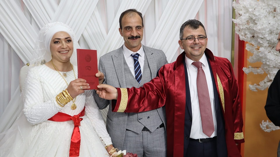 Genç Çiftin Nikah Merasimini Belediye Başkanımız Serkan Koyuncu Gerçekleştirdi