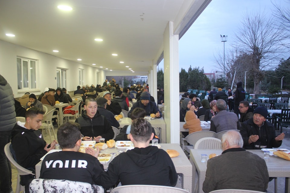 Belediyemiz İftar Çadırında İlk İftar Heyecanı