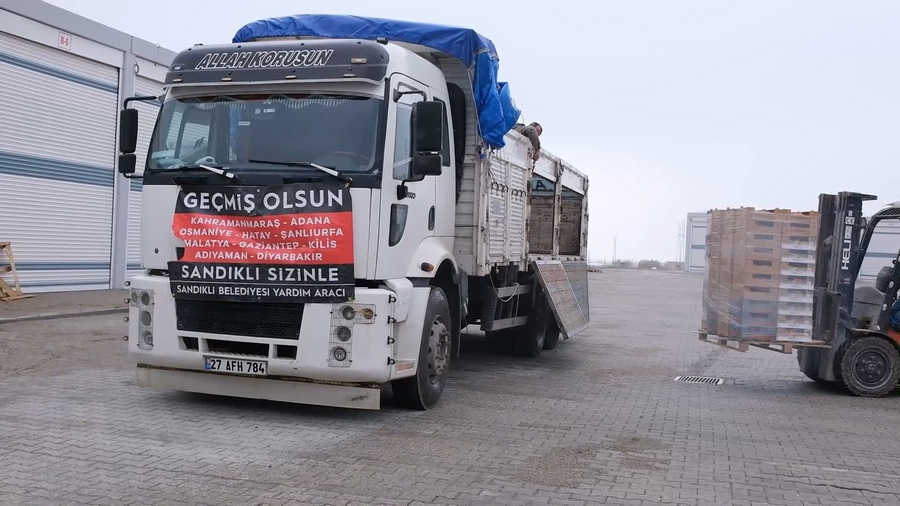 Deprem Bölgesindeki Kardeşlerimizi Razaman Ayında’da Unutmuyoruz