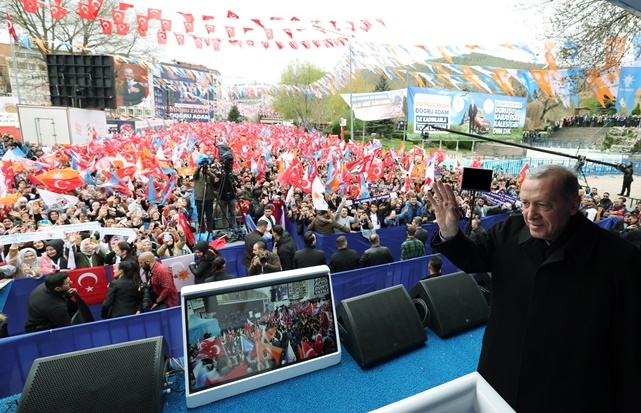 Afyon'da 45 Bin Kişi, Cumhurbaşkanı Erdoğan'ı Tuttu!