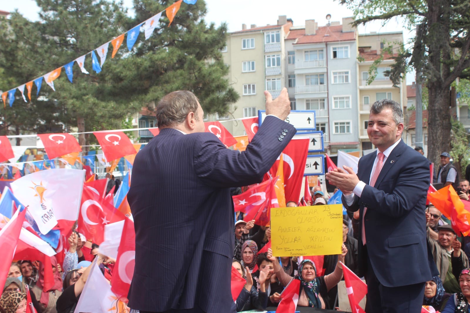 Veysel Eroğlu Emirdağ'da Yapılan Hizmetlerden Bahsetti