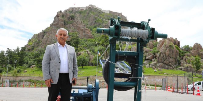 Afyonkarahisar'da Teleferik Projesi İnşaatı Süratle İlerliyor