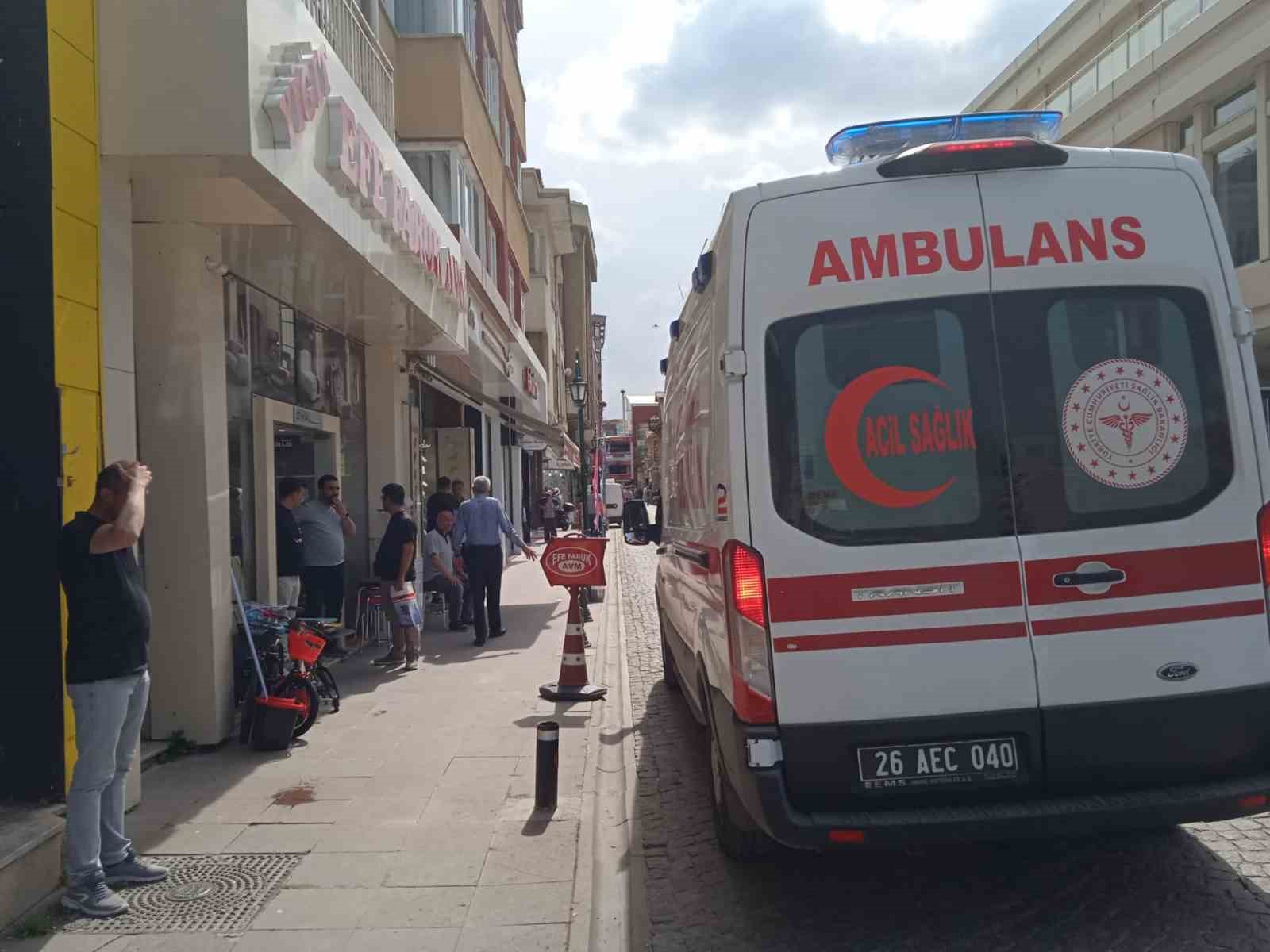 Eskişehir'de 18 Aylık Çocuk Camdan Düşerek Yaralandı.