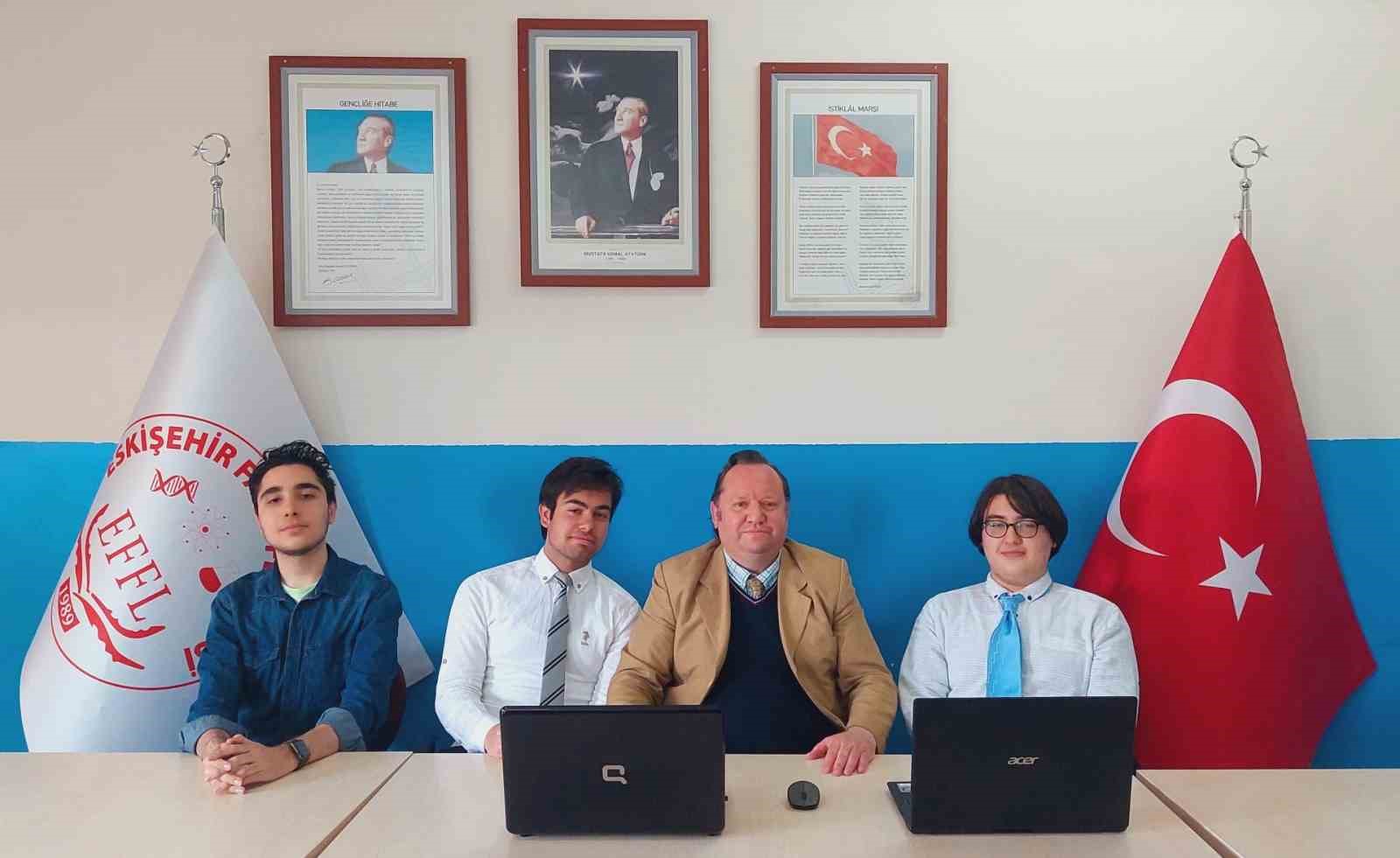 Eskişehir Fatih Fen Lisesi Öğrencileri STEM Yarışmasında Başarılı Oldu