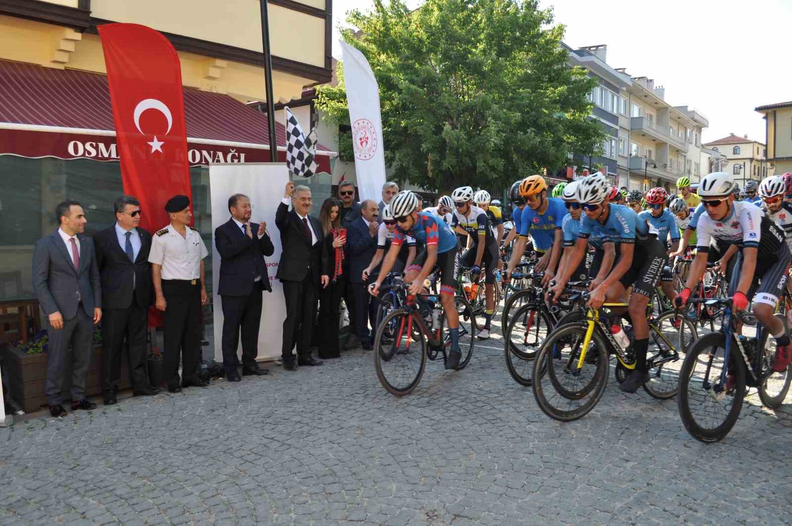 Eskişehir'de Türkiye Bisiklet Şampiyonası Başladı