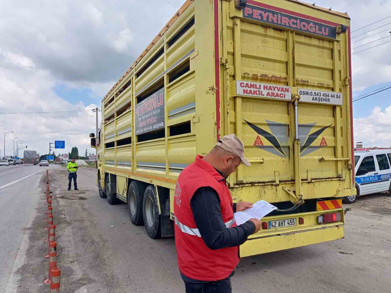 Afyonkarahisar'da Canlı Hayvan Sevkiyatına Denetim