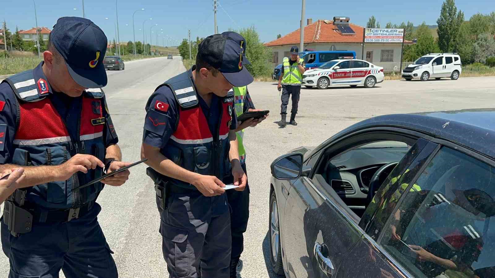 Emirdağ'da Havadan Destekli Trafiğe Büyük Denetim