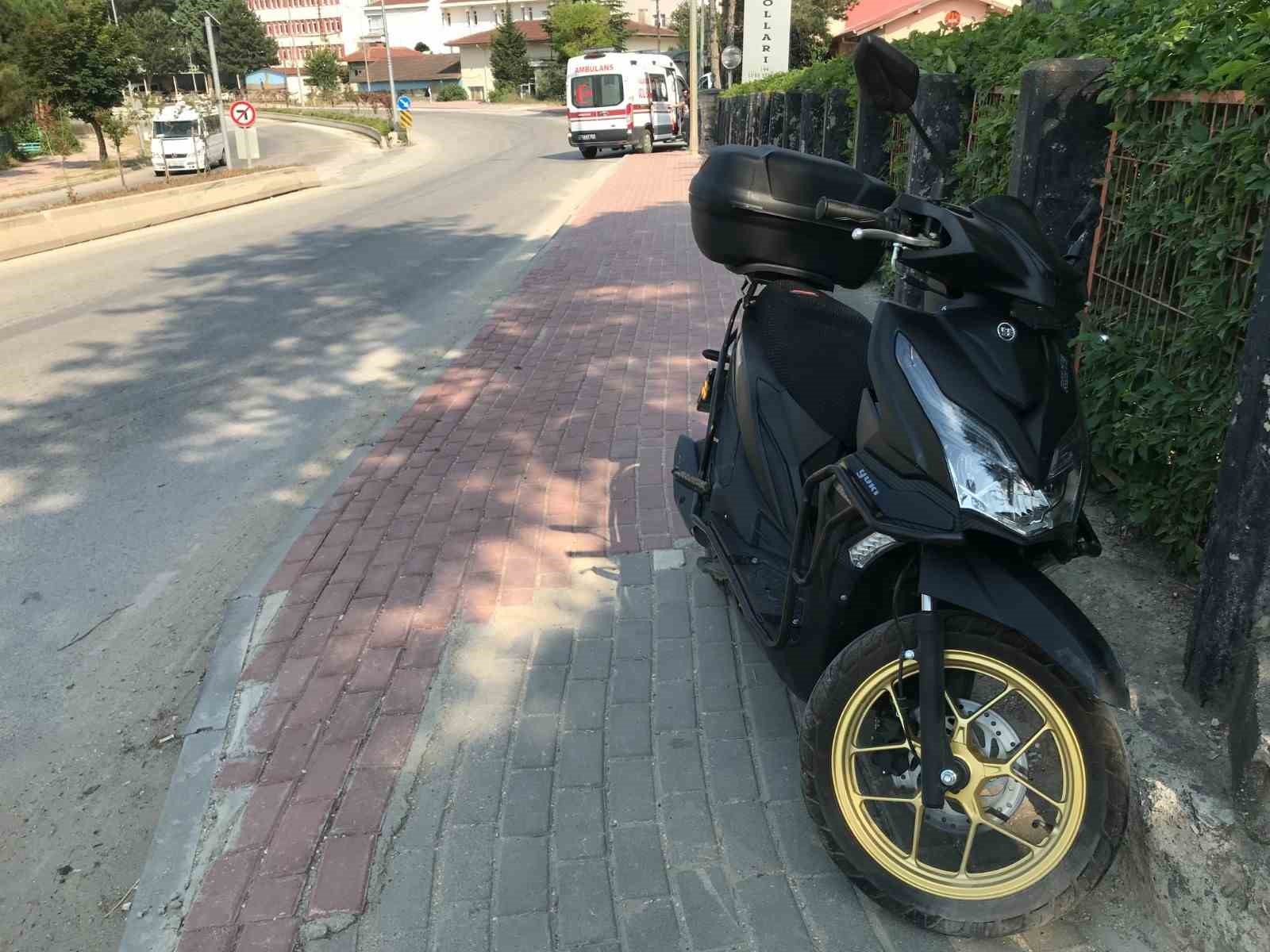 Bilecik'te motosikletin devrilmesi sonucu 1 yaralı!