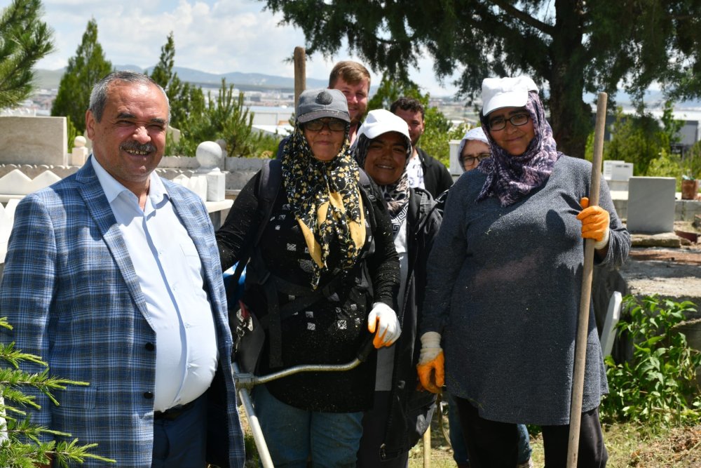 Belediye Başkanı Şahin, Asri Mezarlık Çalışmalarını İnceledi