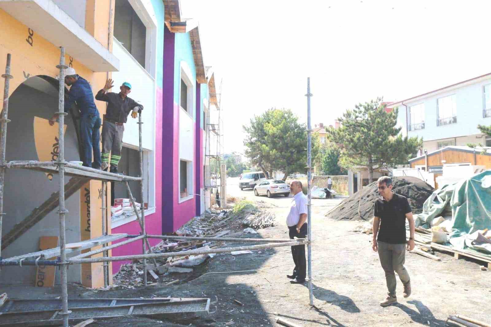 Kütahya'da Yapımı Devam Eden Okullar İncelendi