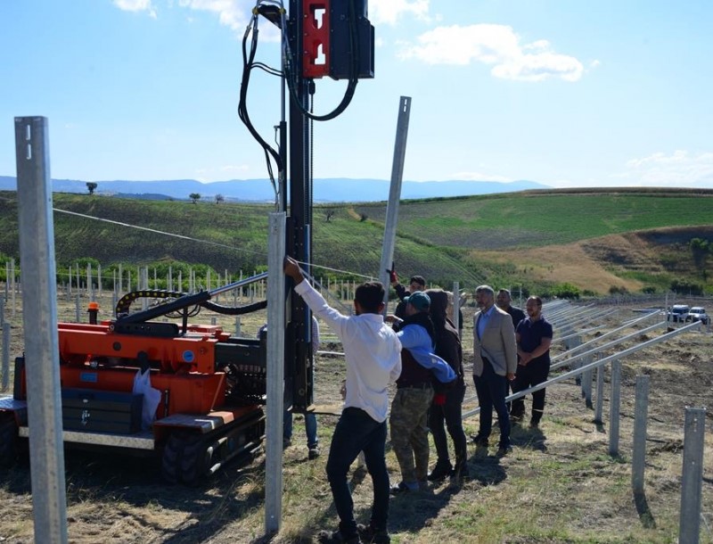 Gediz'e Dev Güneş Enerji Santrali Kuruluyor