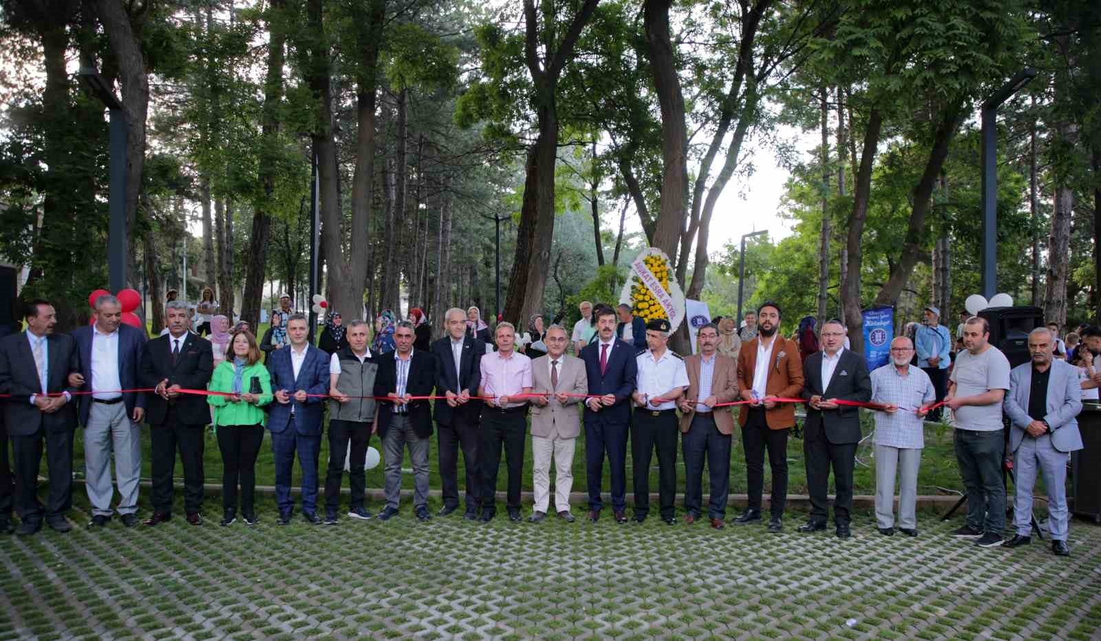 Kütahya Belediyesi Yaşam Parkı'nı açtı