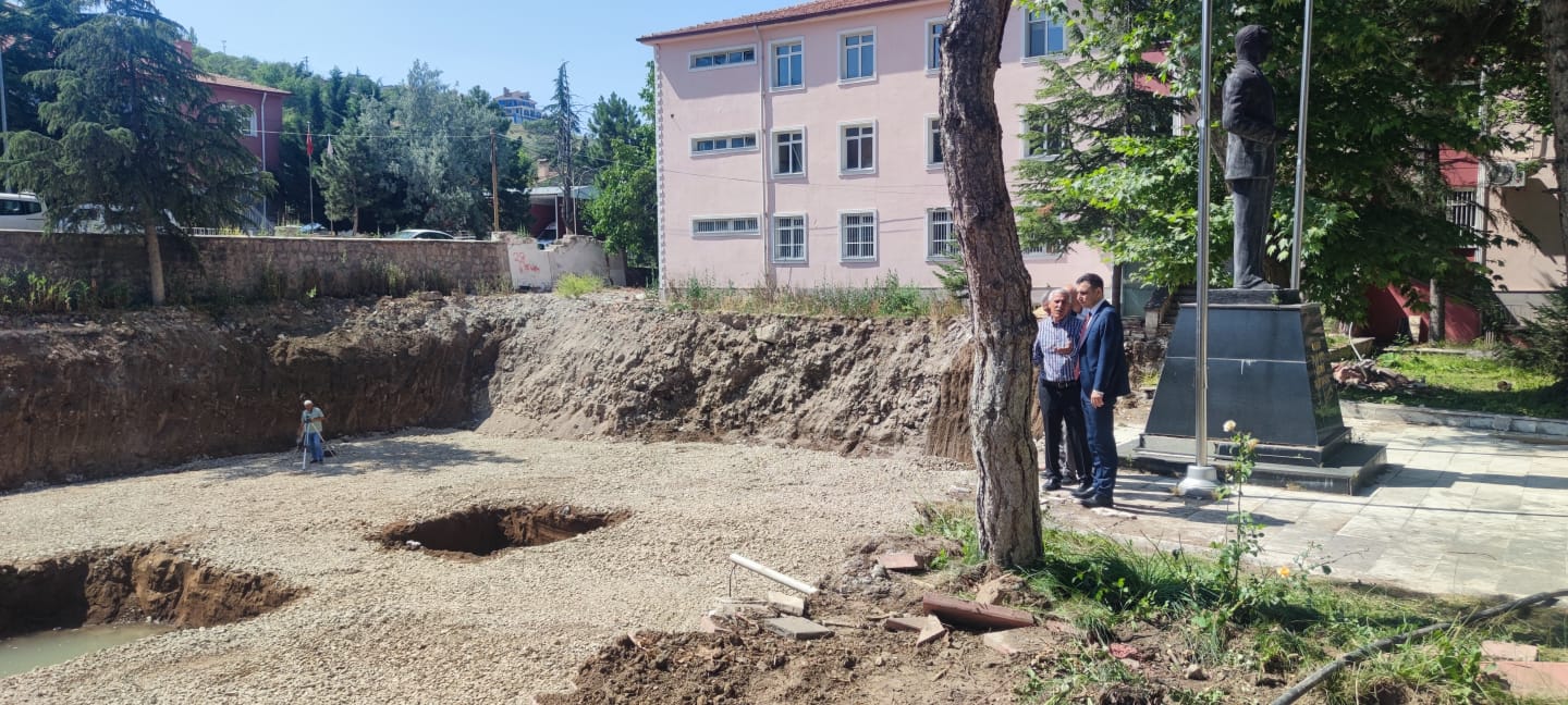 Sandıklı'da Yeni Hükümet Konağı İnceleme