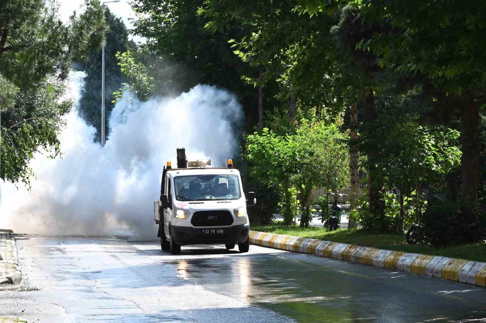 Isparta Belediyesi, Mahallelerde Genel Temizlik Çalışmalarını Sürdürüyor