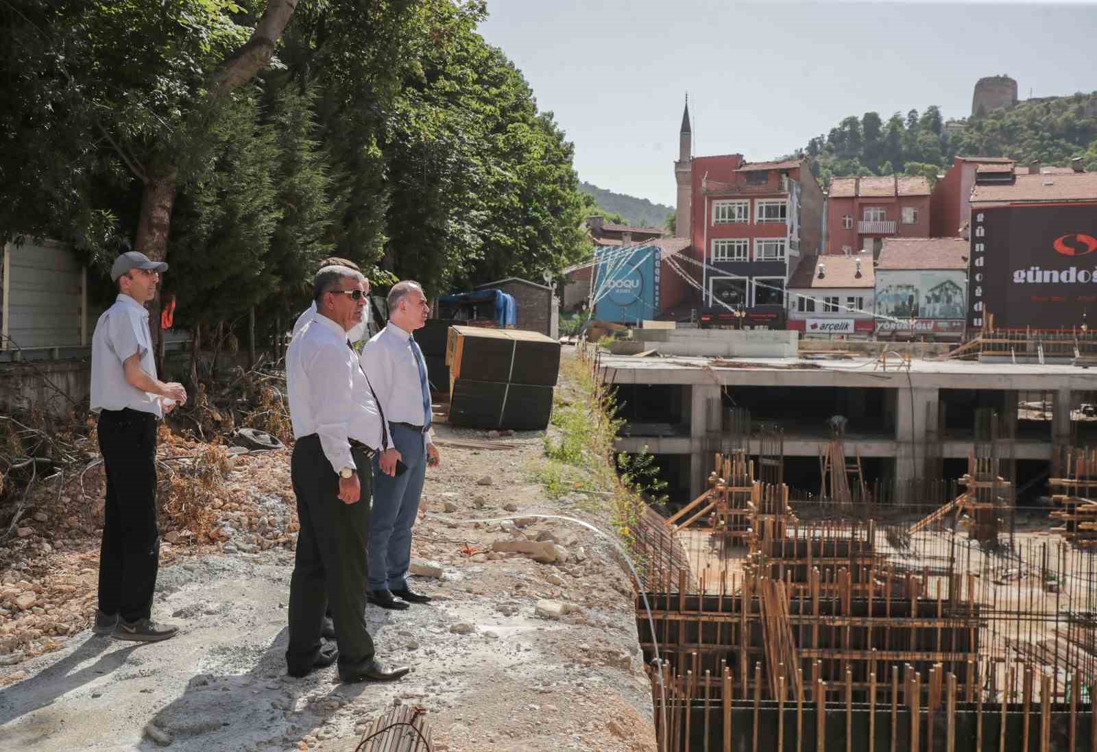 Kütahya Belediyesi Başkan Vekili ve Yardımcıları Projeleri İnceledi