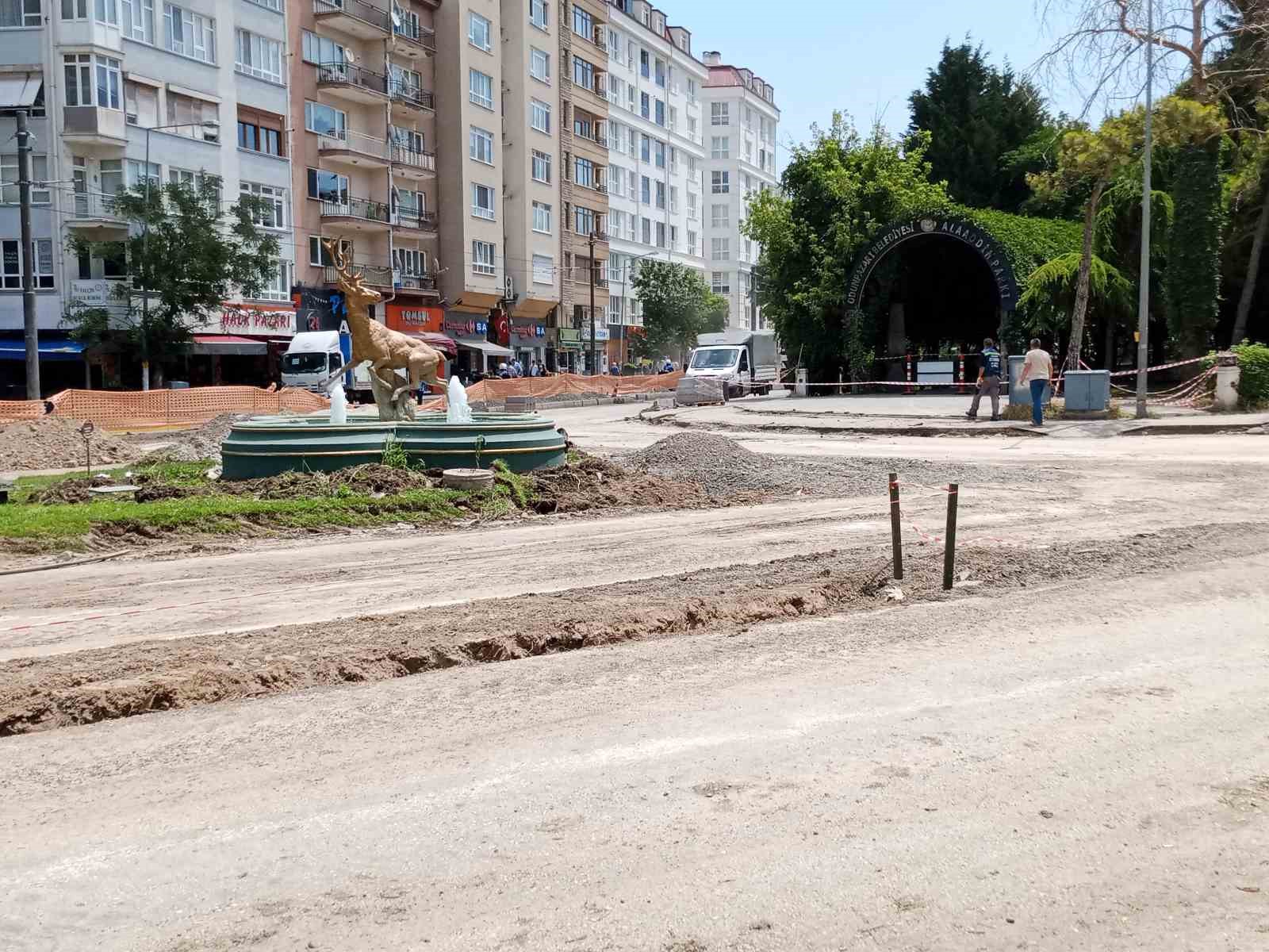 Odunpazarı esnafı: Kavşak düzenlemesi yetersiz kalacak