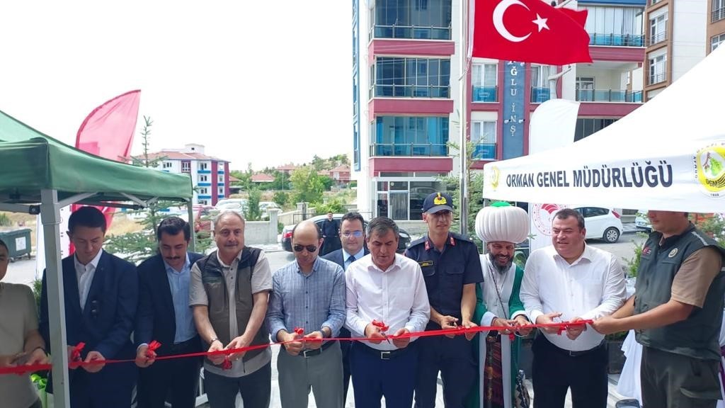 Sivrihisar Orman İşletme Şefliği'nin yeni binası açıldı.