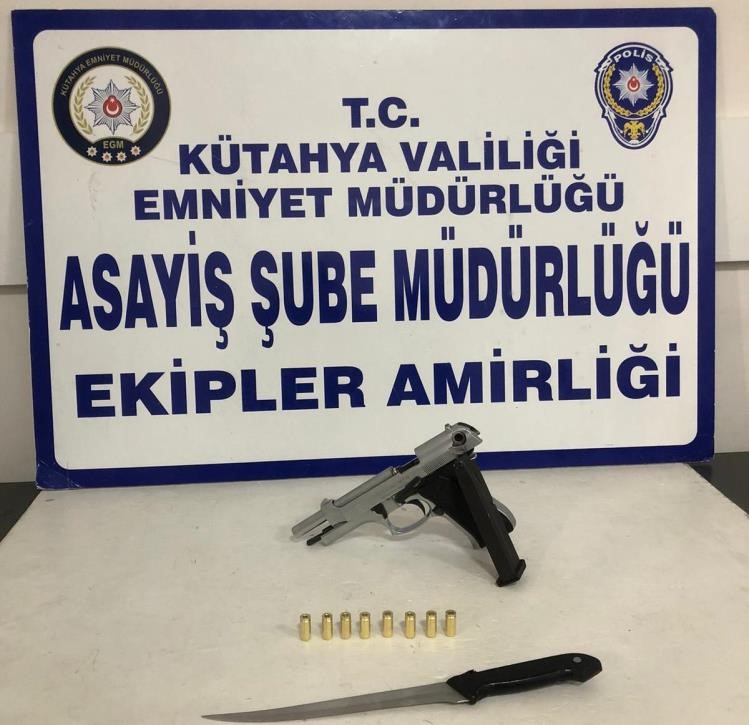 Kütahya'da polis ekipleri 313 şüpheliyi yakaladı!