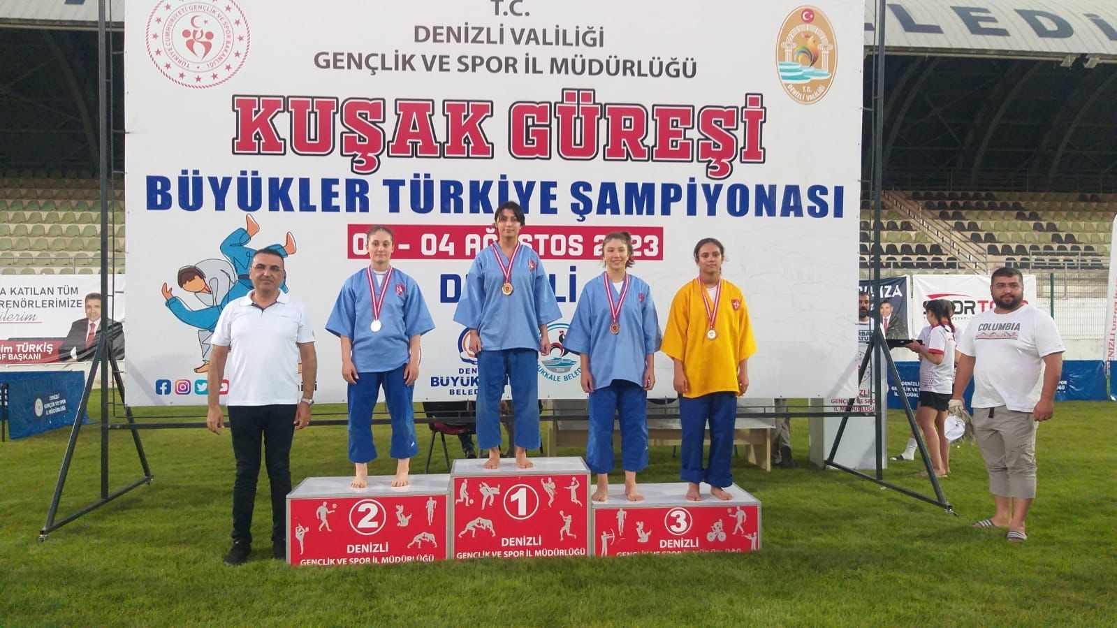 Bilecikli sporcular Türkiye Kuşak Güreşi Şampiyonasında başarılı