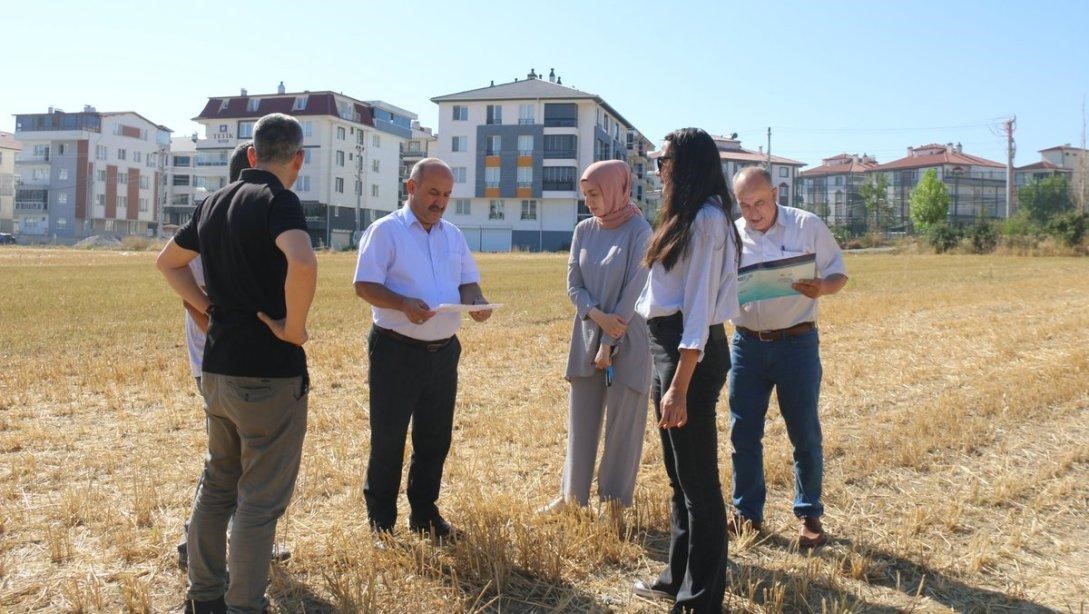 Kütahya'da Yeni Okullar İçin İncelemeler Yapıldı