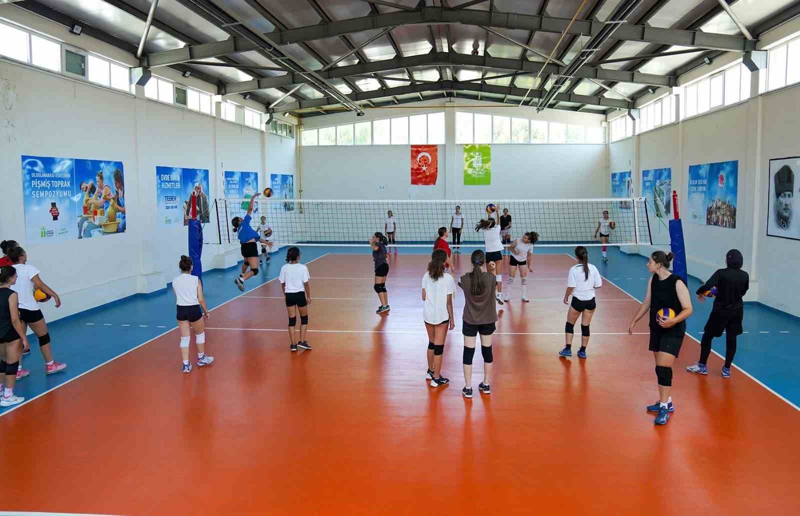 Tepebaşı Gençlik Kadın Voleybol Takımı Rakiplerini Belirledi