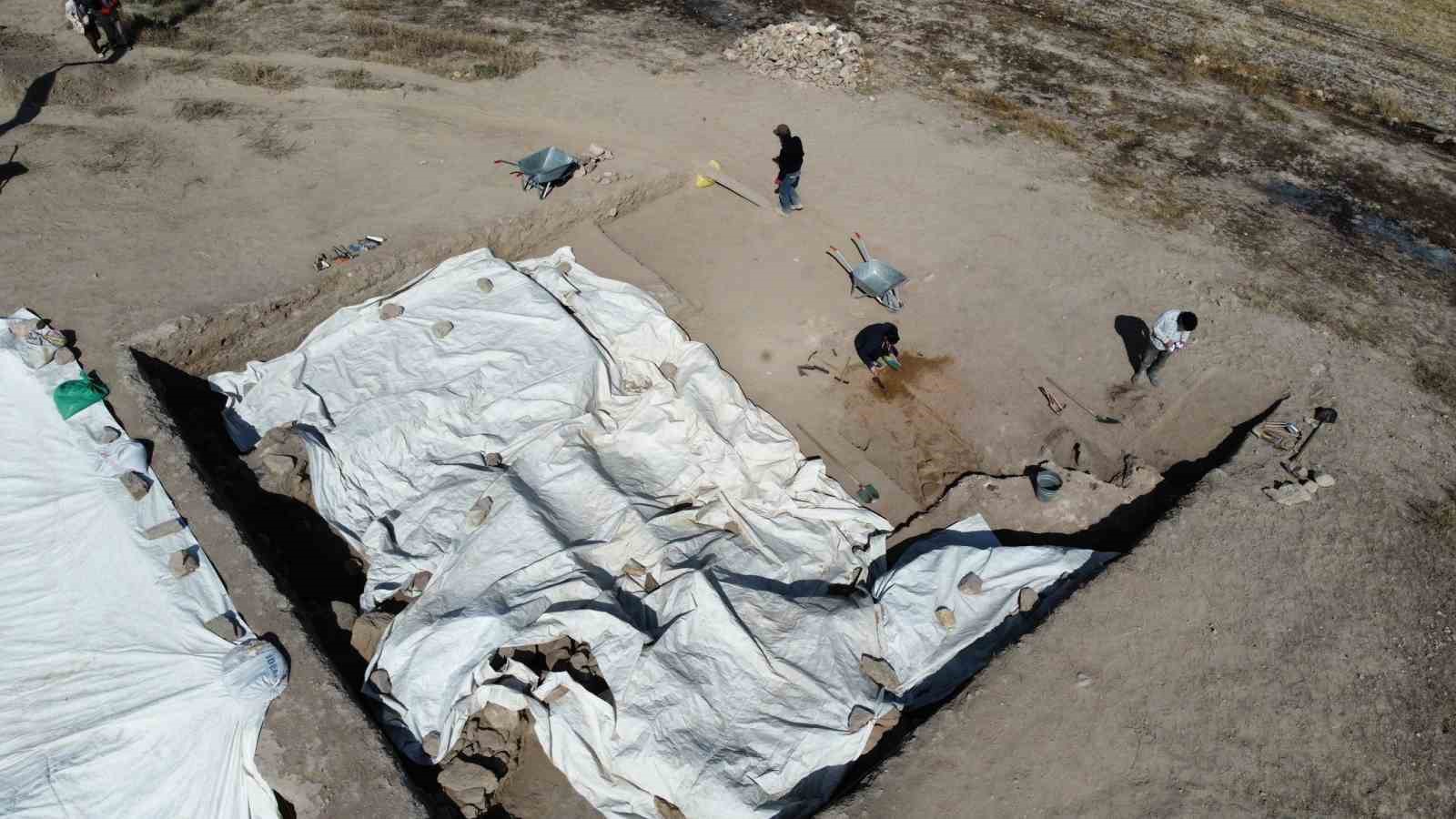 Üçhöyük Kazıları 4. sezonunda devam ediyor.