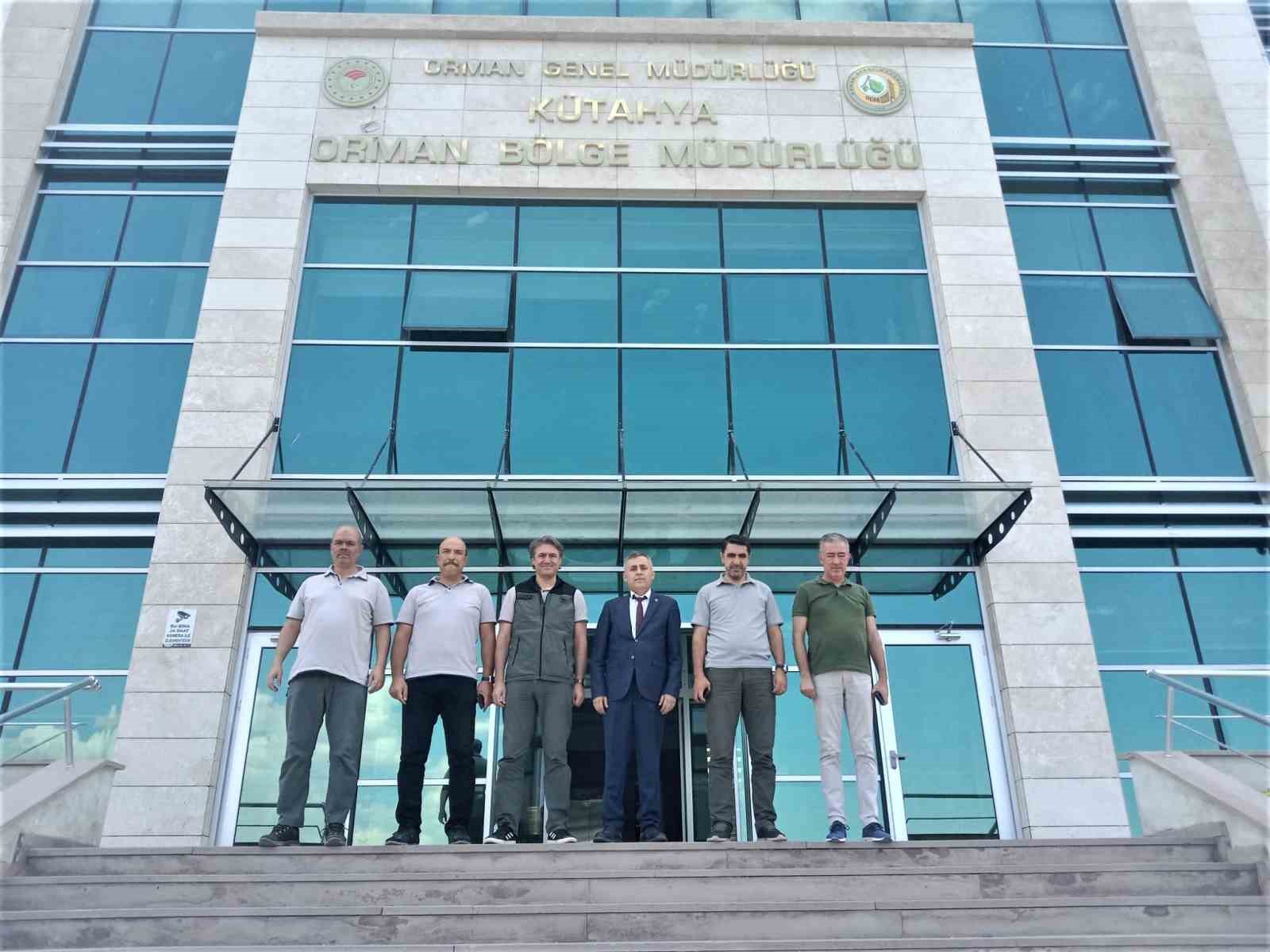 Orman İdaresi ve Planlama Dairesi Başkanı Kütahya Orman Bölge Müdürlüğüne ziyarette bulundu.