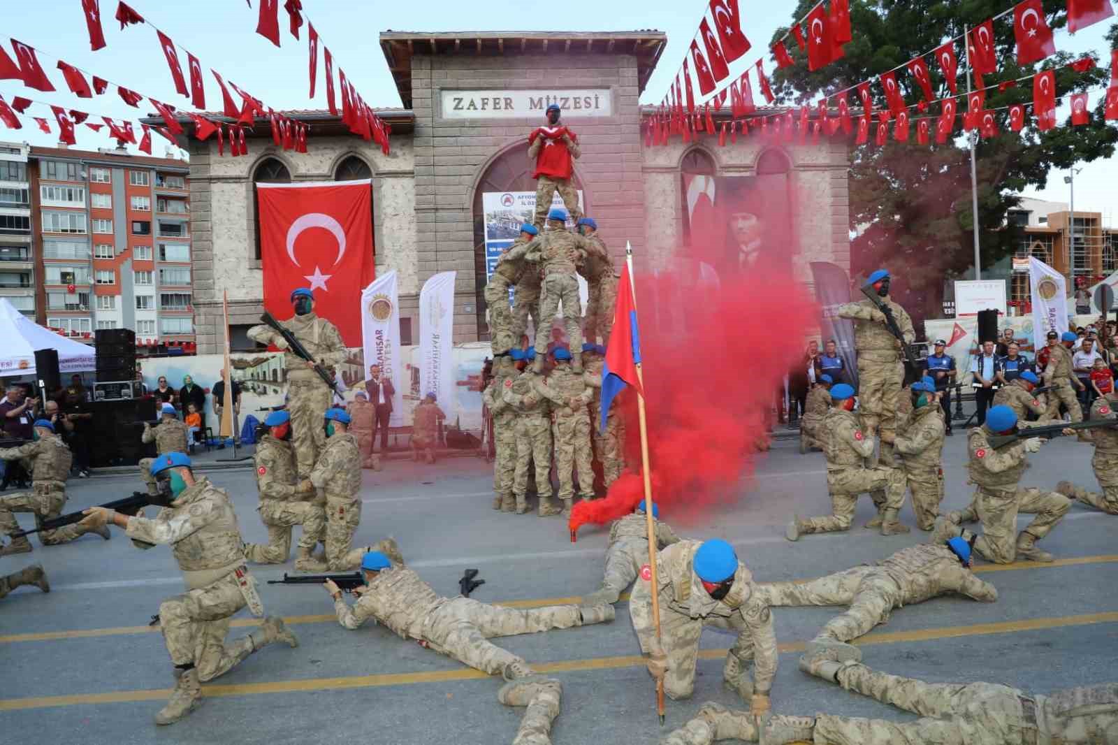 Afyonkarahisar'ın kurtuluşu coşkuyla kutlandı.