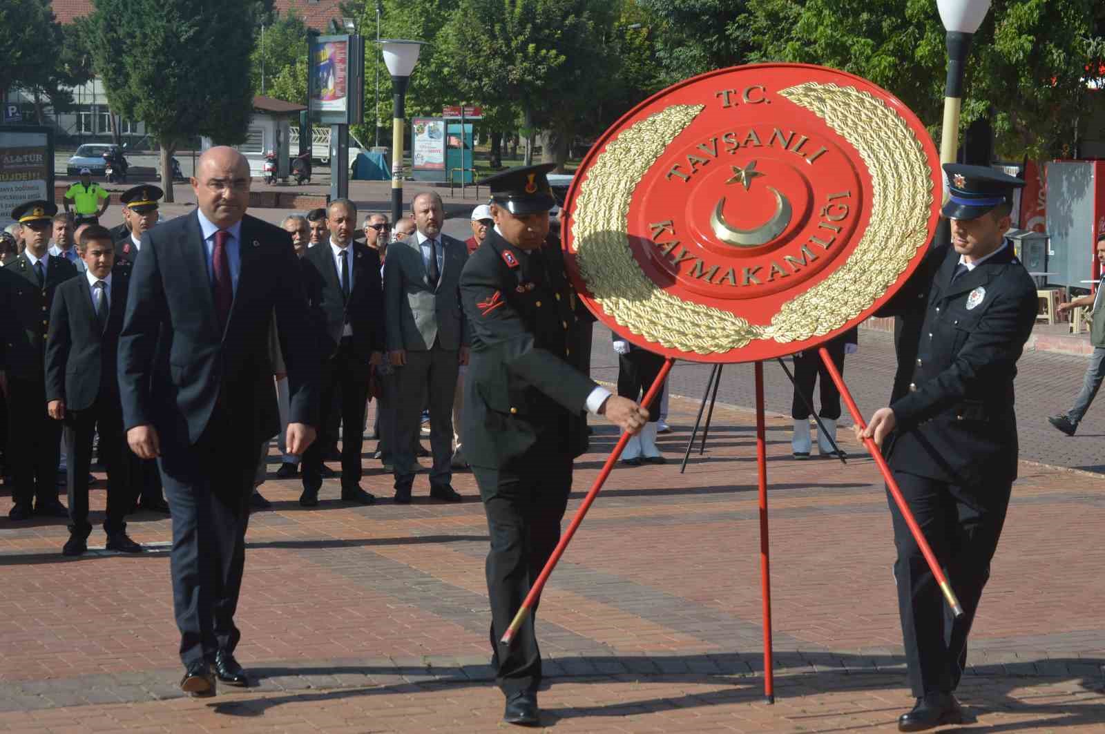 Tavşanlı'da 30 Ağustos Zafer Bayramı kutlamaları başladı.