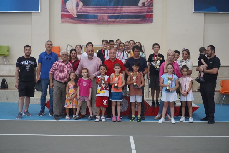 101. Yıl Zafer Kupası Tenis Turnuvası Tamamlandı