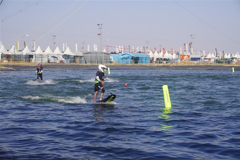 Jetsurf 100. Yıl Kupası Afyonkarahisar'da Heyecan Verdi