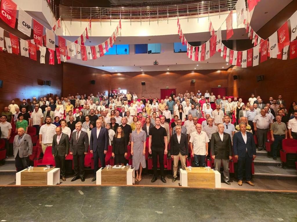 CHP Bilecik Belediyesi Meclis Üyeleri, Melih Karaçam'ın İrtibatsızlığını Protesto Etmek İçin Seçime Katılmadılar.