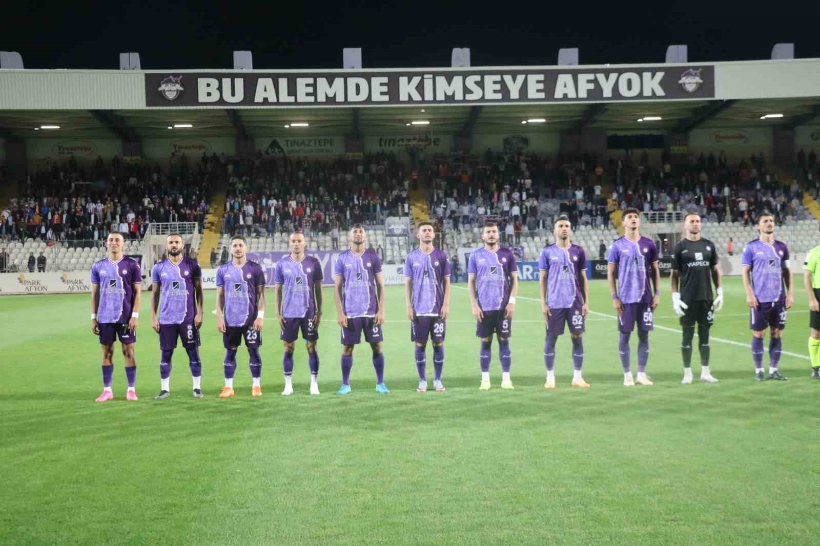 Afyonspor, Kırşehir Futbol karşısında berabere kalarak 1 puanı kapıyor