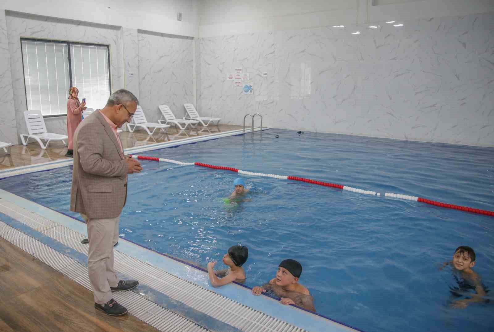 Kütahya Belediyesi, özel çocuklara destek vermek için Devlet Hatun Hanımlar Lokali'ni açtı.