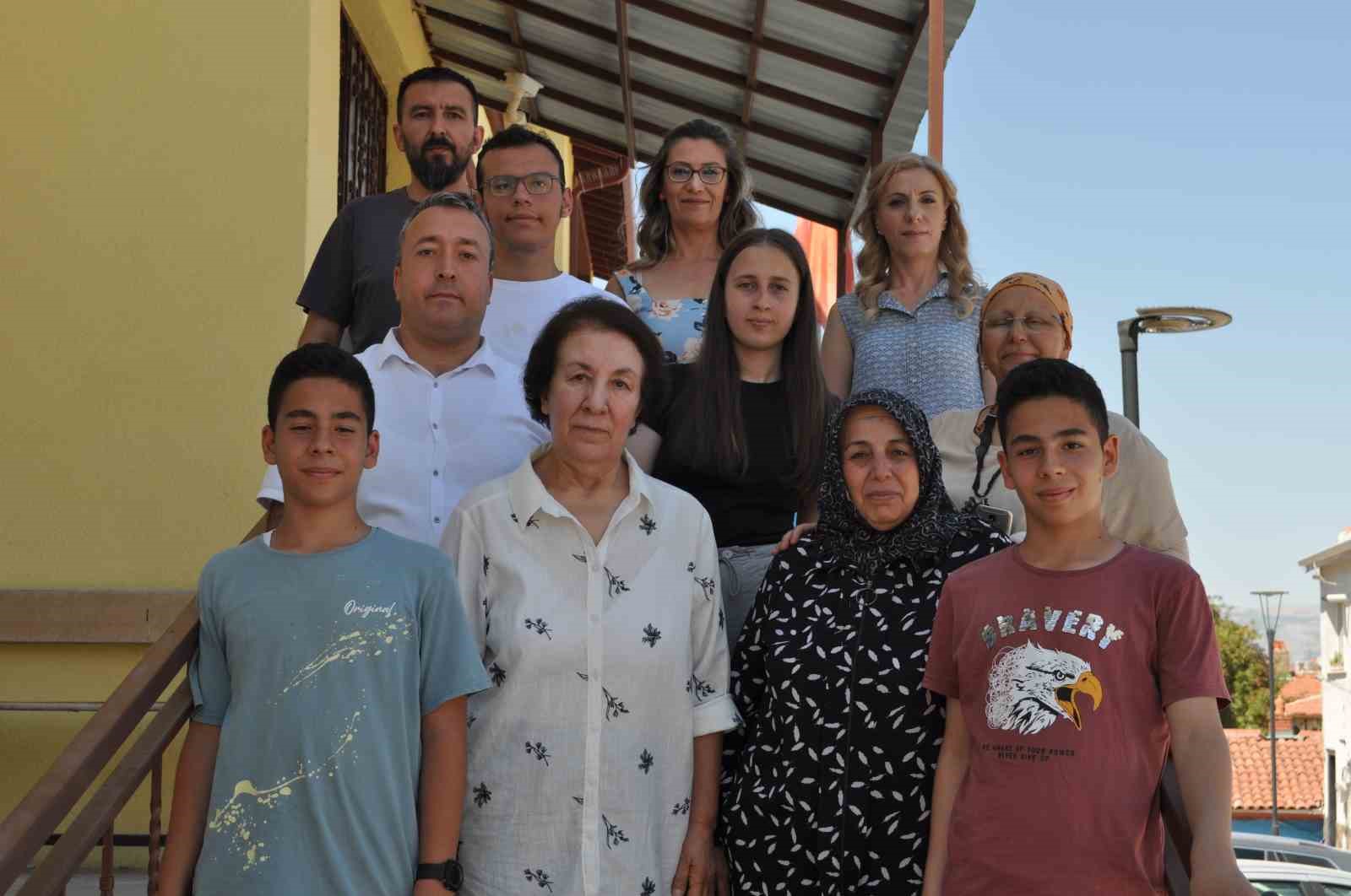 Eskişehir'de Depremzede Çocuklara Moral Kaynağı 