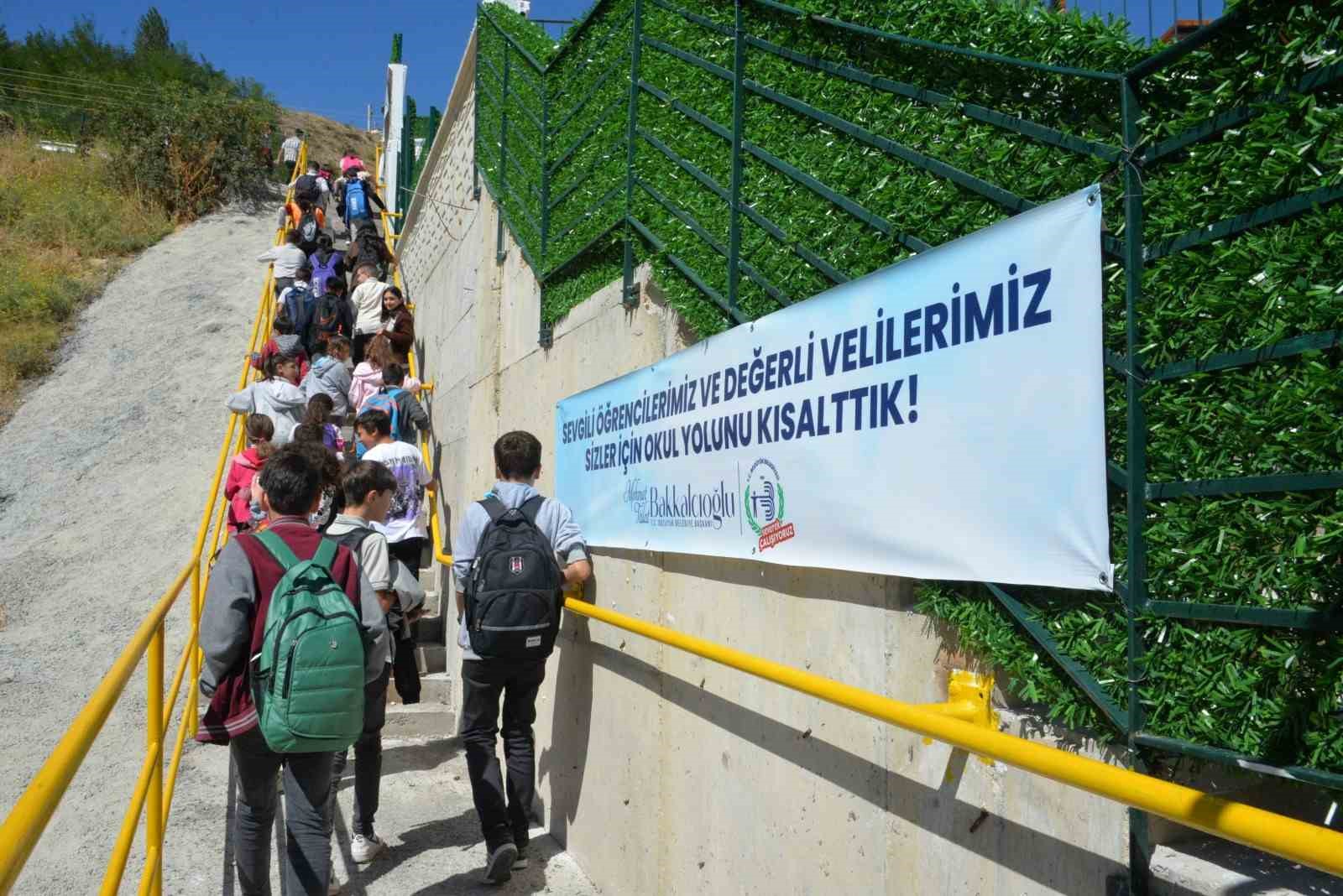 Bozüyük Belediyesi Öğrencilere Kolaylık Sağladı