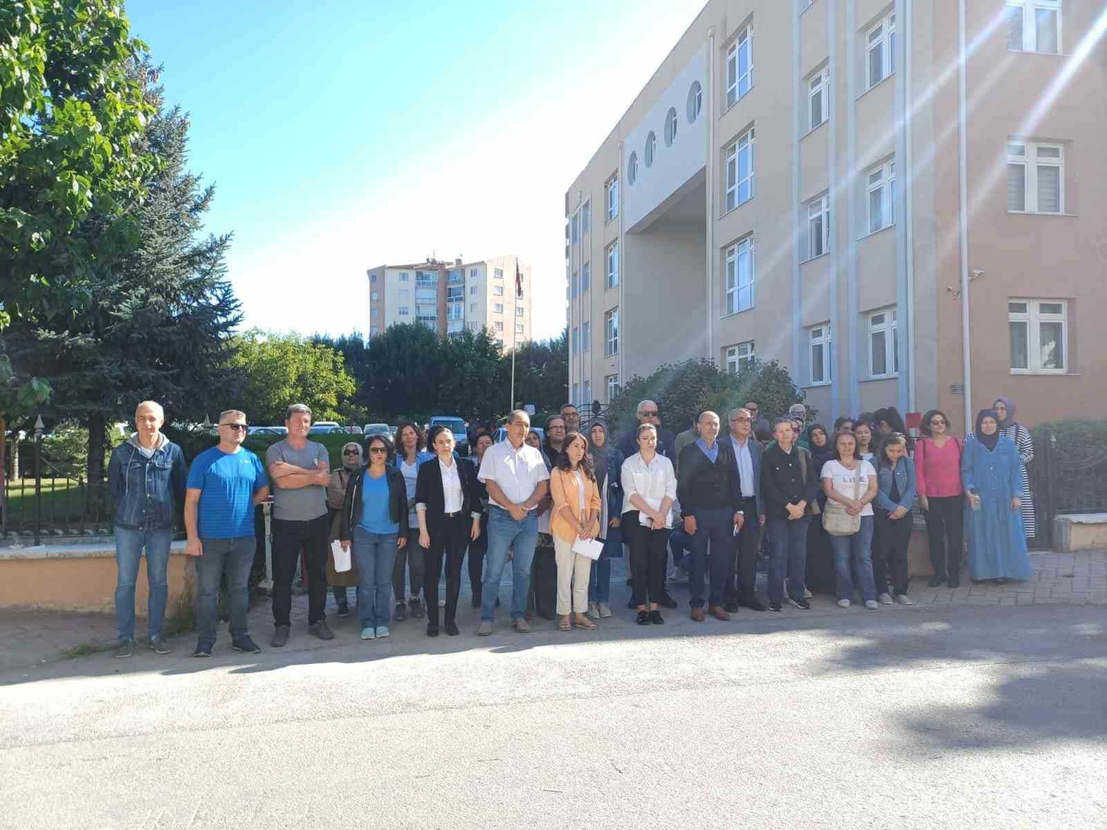 Eskişehir Anadolu Lisesi velilerinden tepki