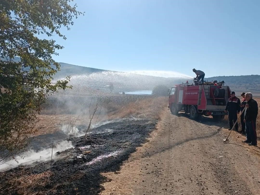 Dodurga'da çıkan anız yangını kontrol altına alındı.