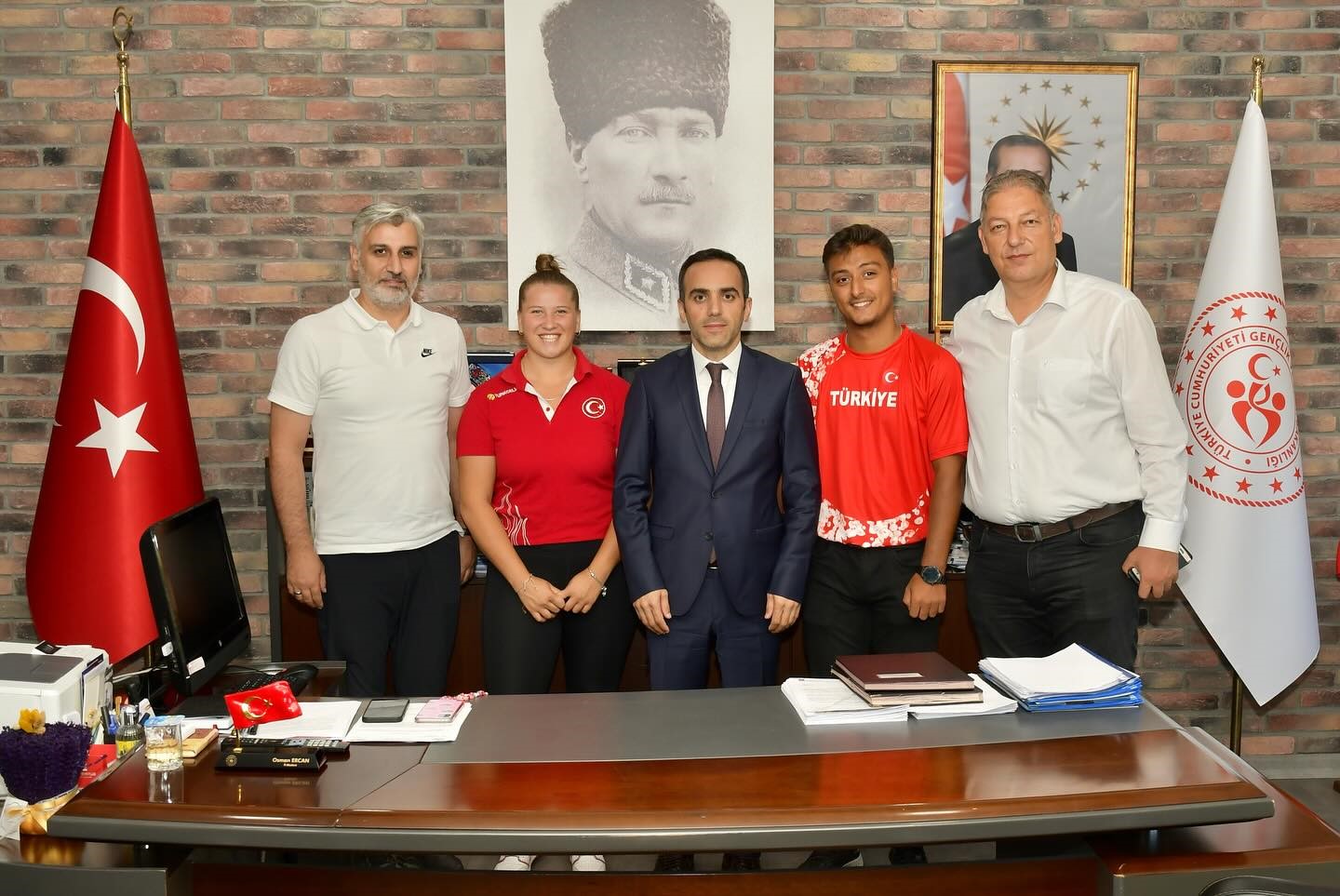 Eskişehir'de Atletizm Cirit Atma Sporcusu Milli Madalyalılar Buluştu