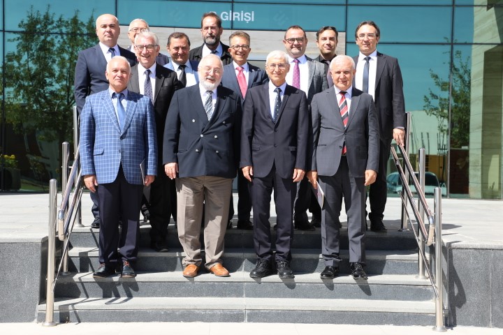 Kütahya Cezaevi ve ESTÜ arasında iş birliği projeleri görüşüldü.