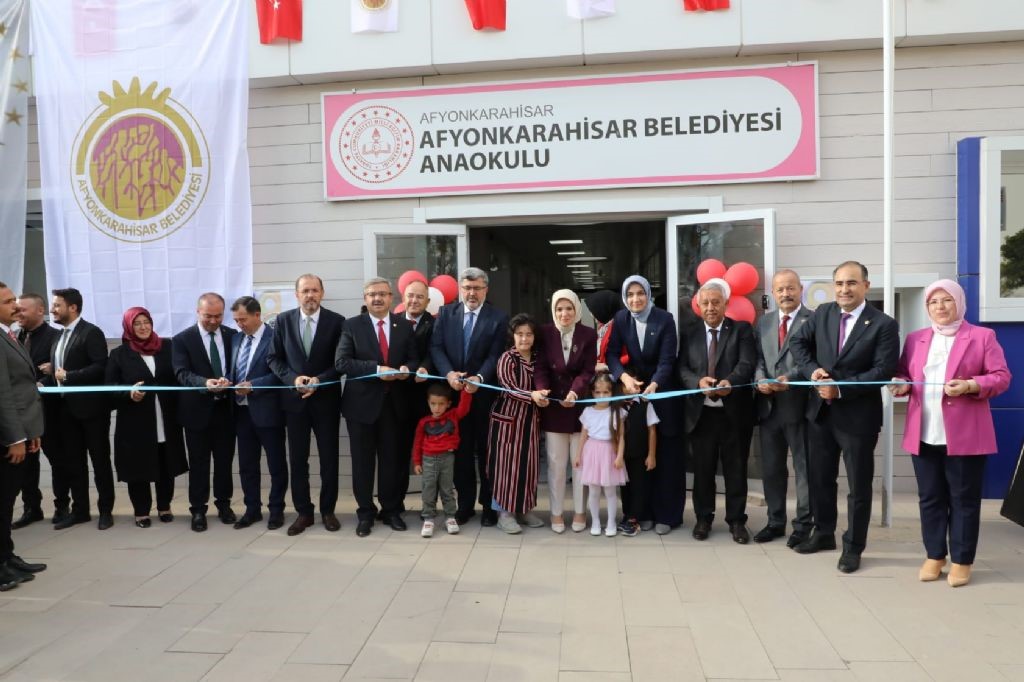 Afyonkarahisar Belediyesi'nden Sağlık Çalışanlarına Özel Kreş ve Anaokulu Hizmete Girdi