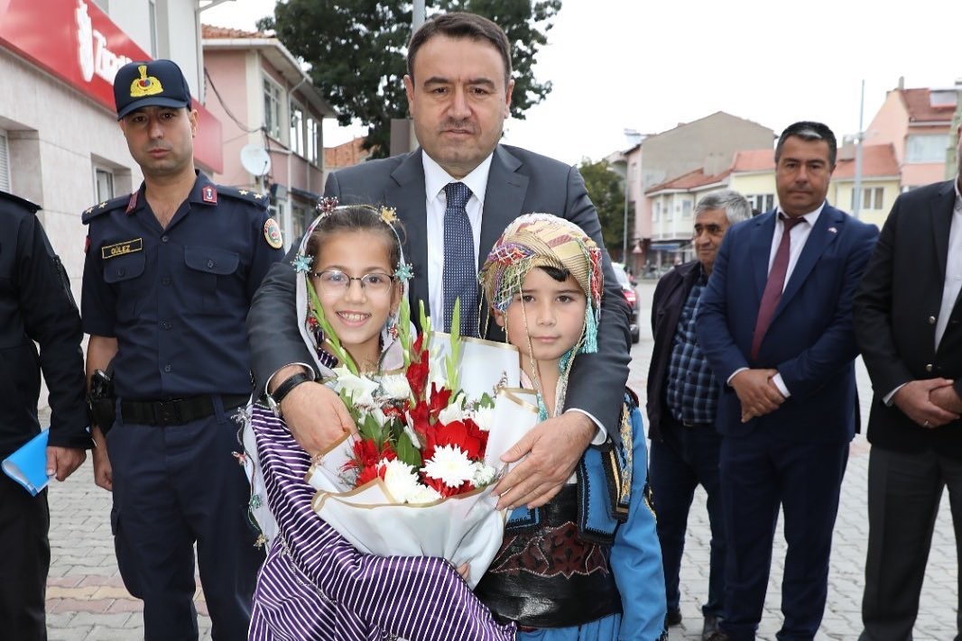 Kütahya Valisi Musa Işın, Aslanapa ilçesini ziyaret etti