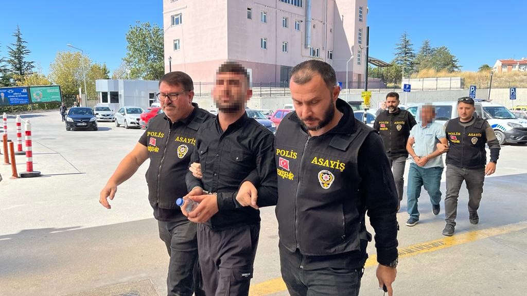 Eskişehir'de kavgada 2 ölü, 1 yaralı: Baba ve 2 oğlu hapse!