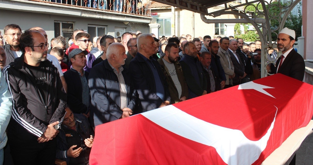 Kömür ocağında göçük: Madenci son yolculuğuna uğurlandı.