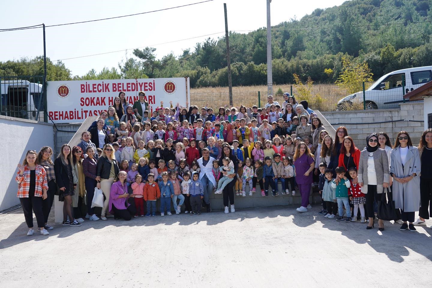 Bilecik'te Sokak Hayvanlarına Özel Ziyaret