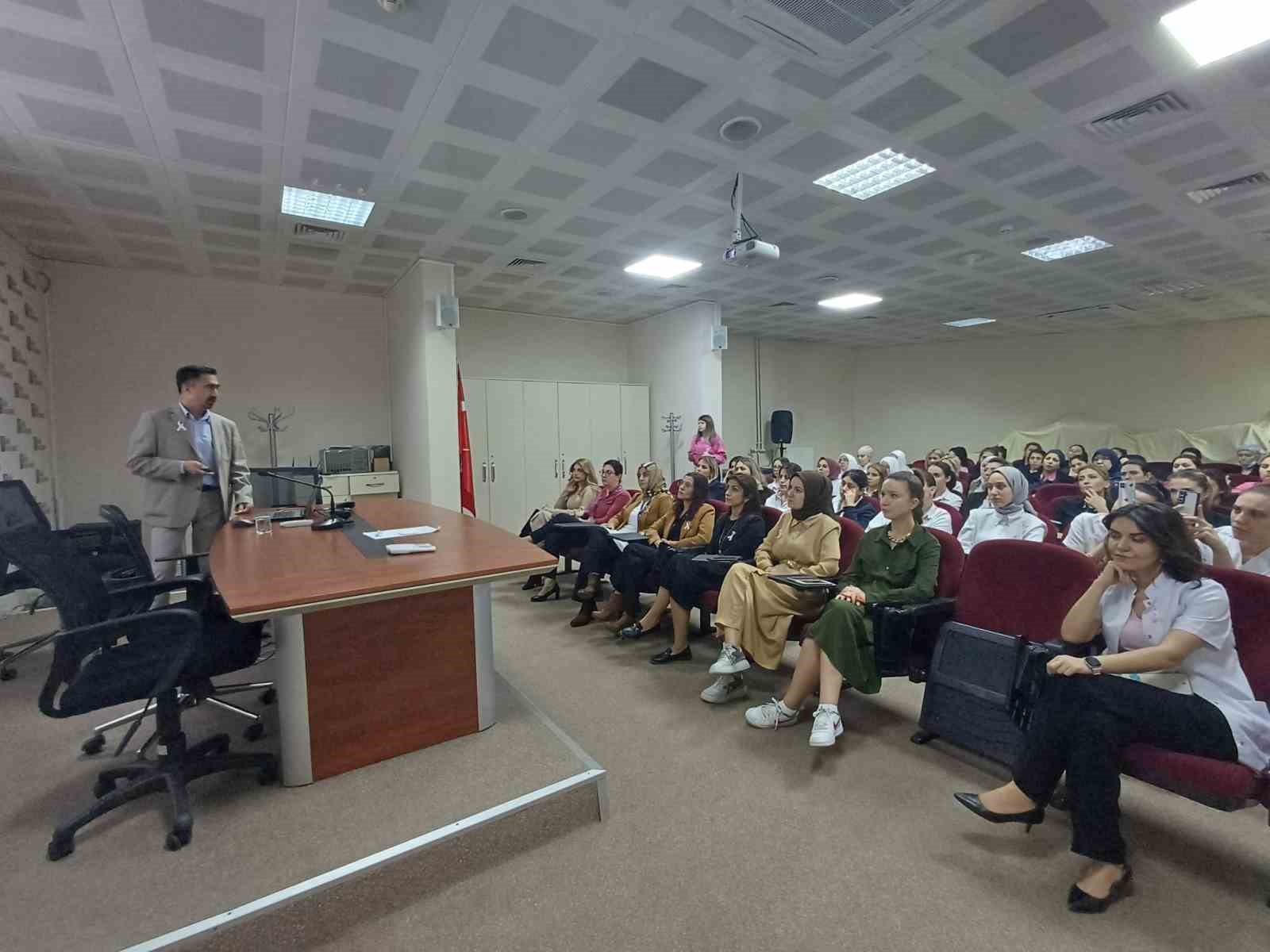 Eskişehir Özel Ümit Hastanesi Meme Kanseri Bilinçlendirme Semineri Düzenledi