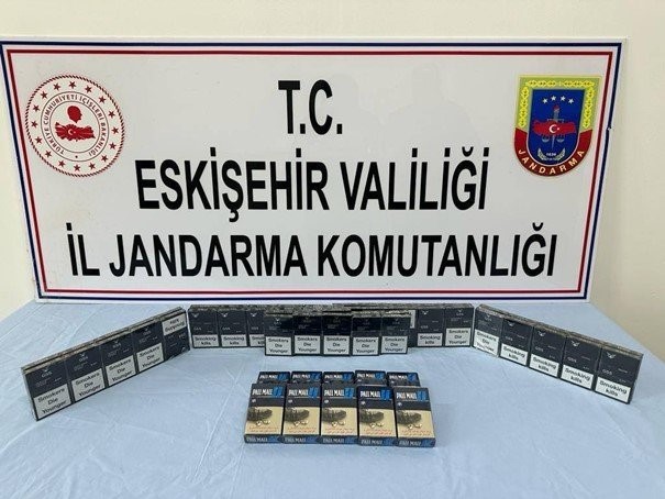 Eskişehir'de Kaçak Sigara Operasyonu: 60 Paket Ele Geçirildi.