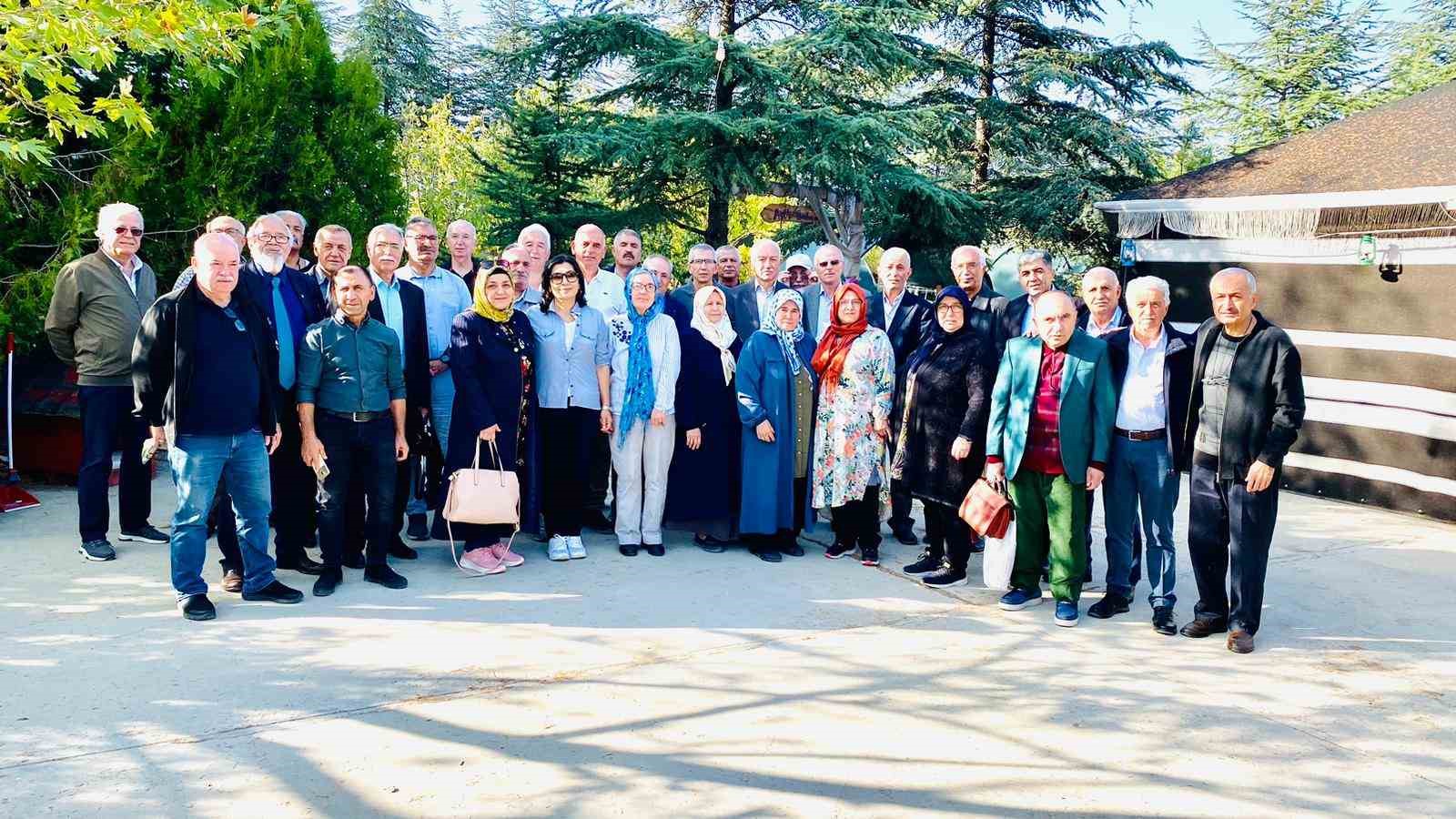 Eskişehir Atatürk Lisesi Mezunları 45. Yıl Buluşmasında Bir Araya Geldi