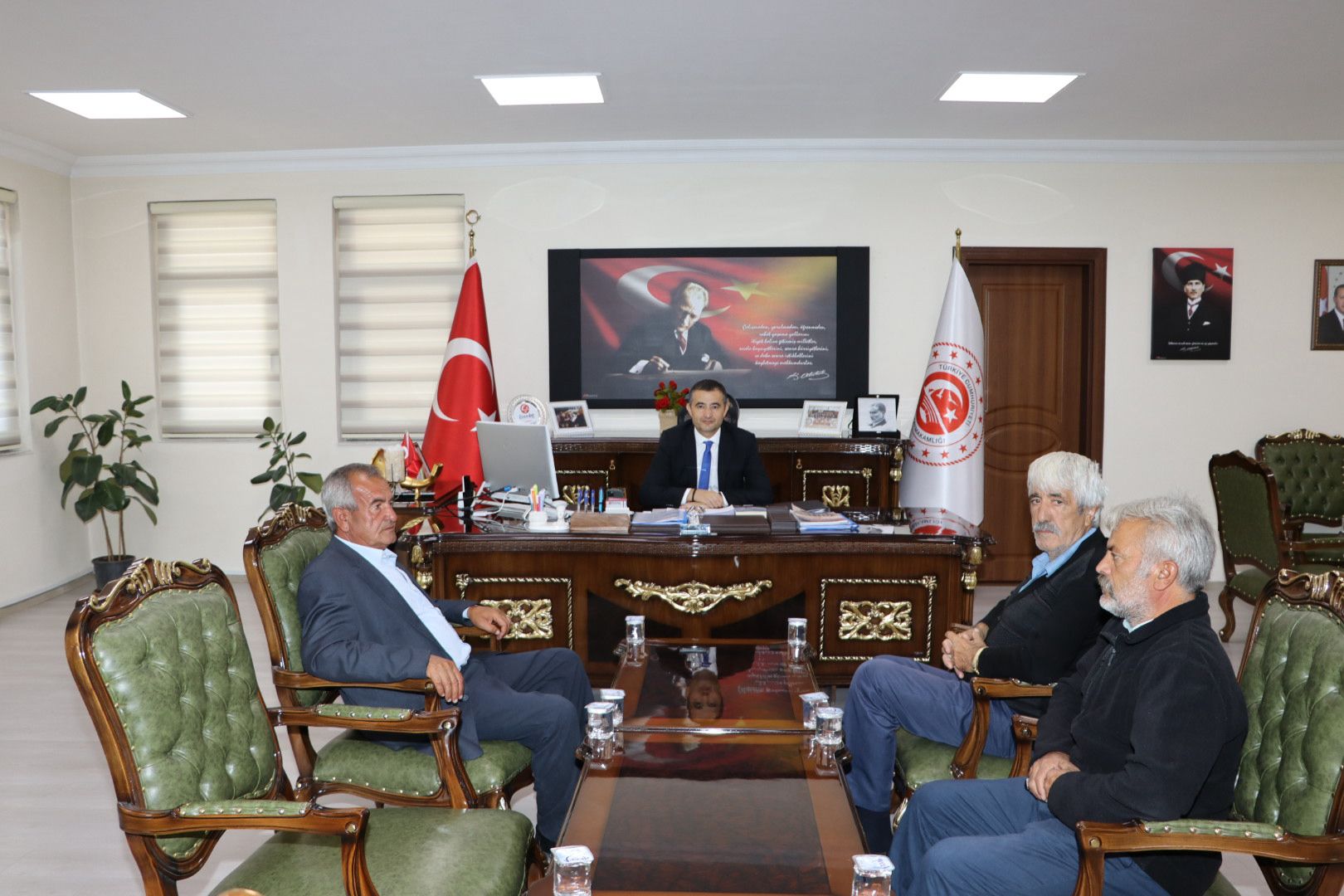 Kaymakam, hayırsever iş insanını kabul etti